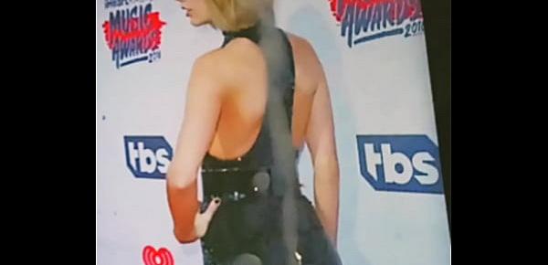  Taylor Swift Nice Ass Gets Cum